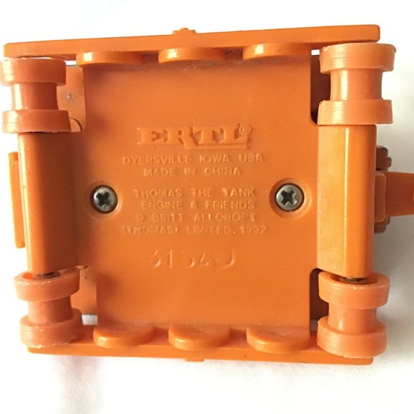 Ertl Thomas & Friends Railway Thomas Tank Engine + - Picture 3 of 3